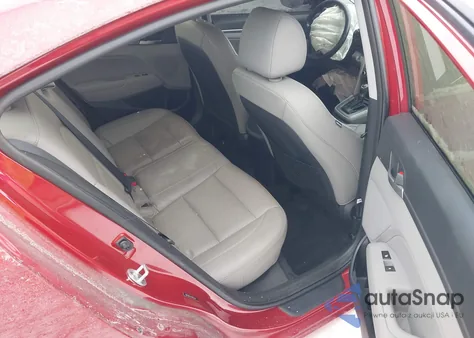 2017 Hyundai Elantra Limited z USA, uszkodzony, nr VIN 5NPD84LF1HH021245